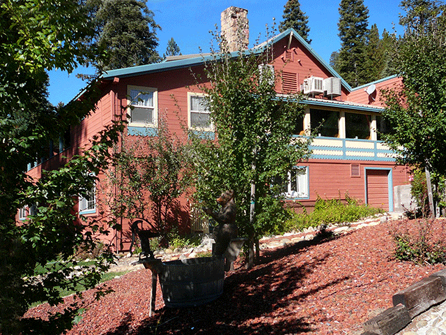 Strawberry Inn